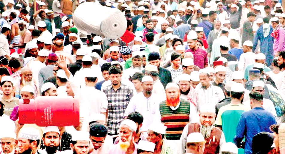 তুরাগ তীরে বিশ্ব ইজতেমার প্রথম পর্ব শুরু, দেশি-বিদেশি মুসল্লির ঢল