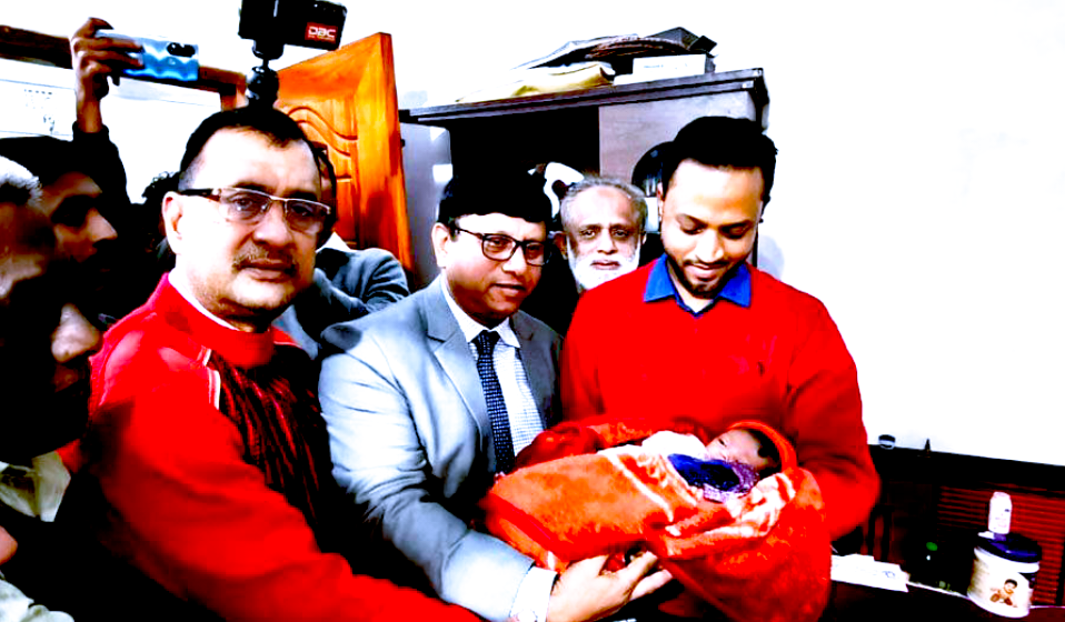 মাগুরায় শহিদ রাব্বির কন্যা শিশুর দায়িত্ব নিলেন তারেক রহমান