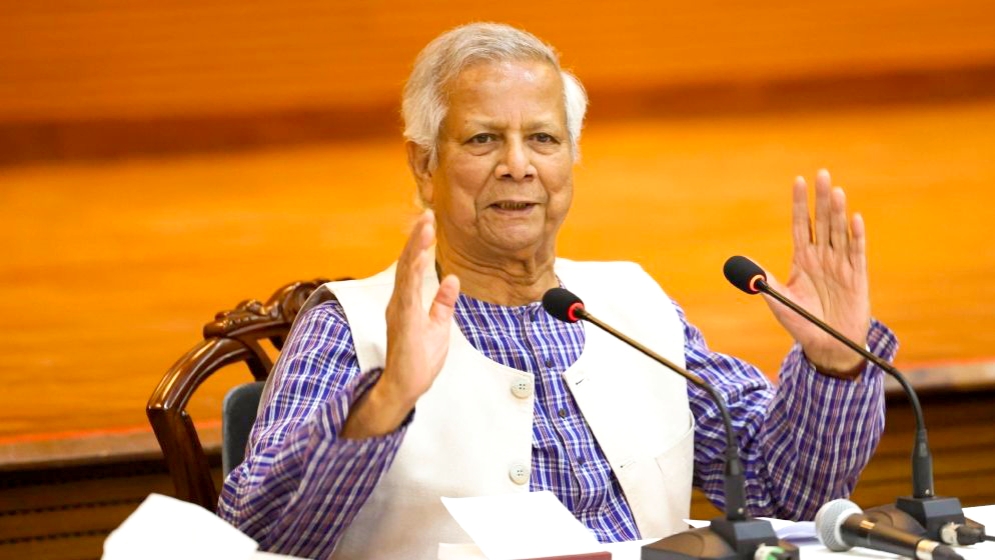 আইনশৃঙ্খলা পরিস্থিতির ওপর নির্ভর করছে সরকারের সফলতা: প্রধান উপদেষ্টা