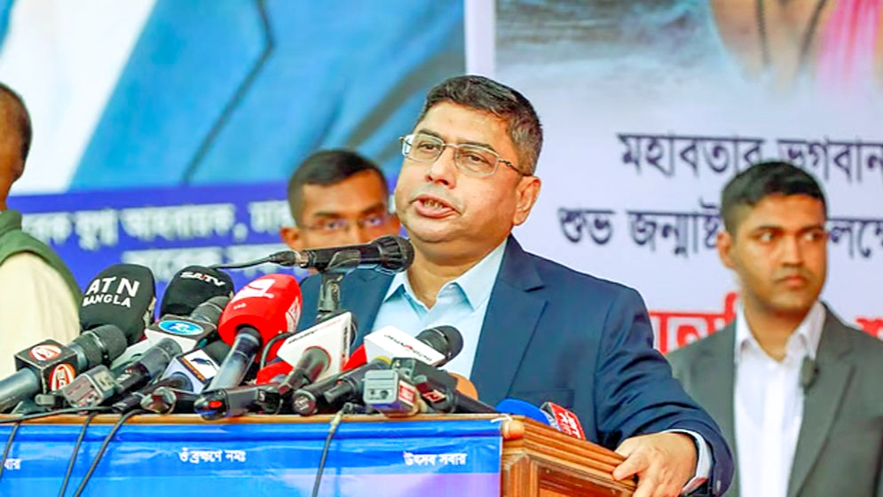• জন্মাষ্টমী উৎসব ২০২৫ ঢাকা • সেনাপ্রধান ওয়াকার-উজ-জামান বক্তব্য • এদেশ সবার ধর্ম-বর্ণের ভেদাভেদ নেই • বাংলাদেশ সেনাবাহিনী প্রধান সংবাদ • হিন্দু সম্প্রদায় জন্মাষ্টমী শোভাযাত্রা • নৌবাহিনী প্রধান এম নাজমুল হাসান • বিমানবাহিনী প্রধান হাসান মাহমুদ খান • ধর্মীয় সম্প্রীতি বাংলাদেশ