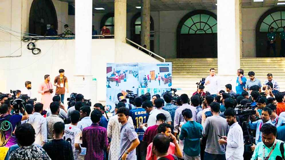 ডাকসু নির্বাচন ২০২৫, ঢাকা বিশ্ববিদ্যালয়, ডাকসু ভোট, হল সংসদ নির্বাচন, ঢাবি নির্বাচন ফলাফল, ঢাকা বিশ্ববিদ্যালয় ছাত্র সংসদ