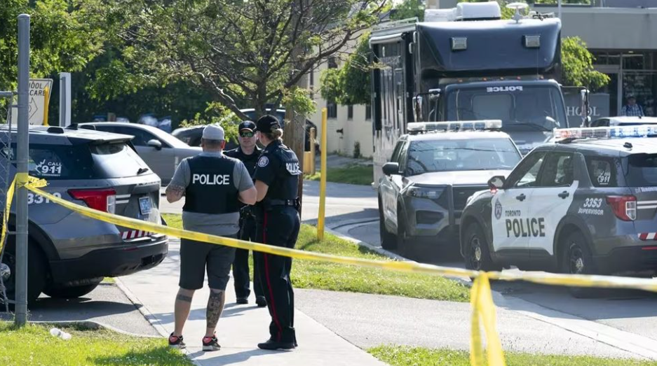 কানাডা, স্কুল, বন্দুক, হামলা, স্কুলে হামলা, বন্দুকধারী, ব্রিটিশ কলাম্বিয়া, টাম্বলার রিজ, নিহত, আহত, আরসিএমপি, কানাডা খবর, আন্তর্জাতিক,